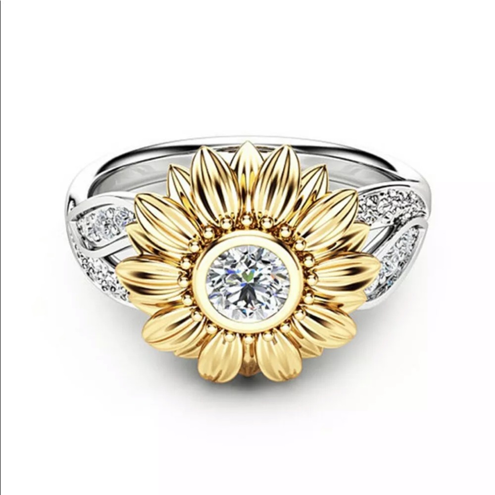 New Elegant Sunflower 925 Silver Ring White Sapphi